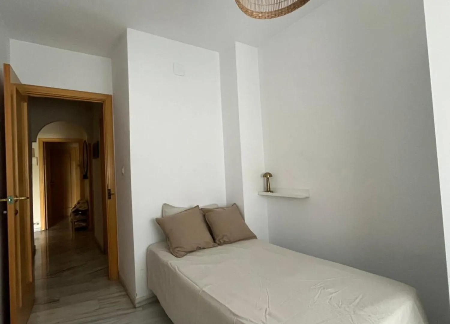 Homestay Habitacion Estacion Granada Spain
